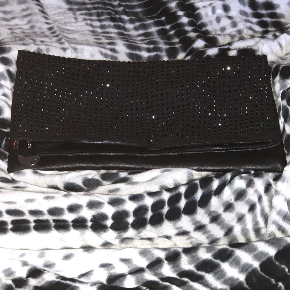 2/$15 Rampage Clutch